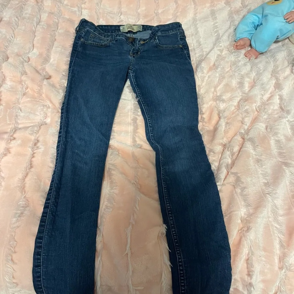 Hollister jeansSize 1R. W 25. L31